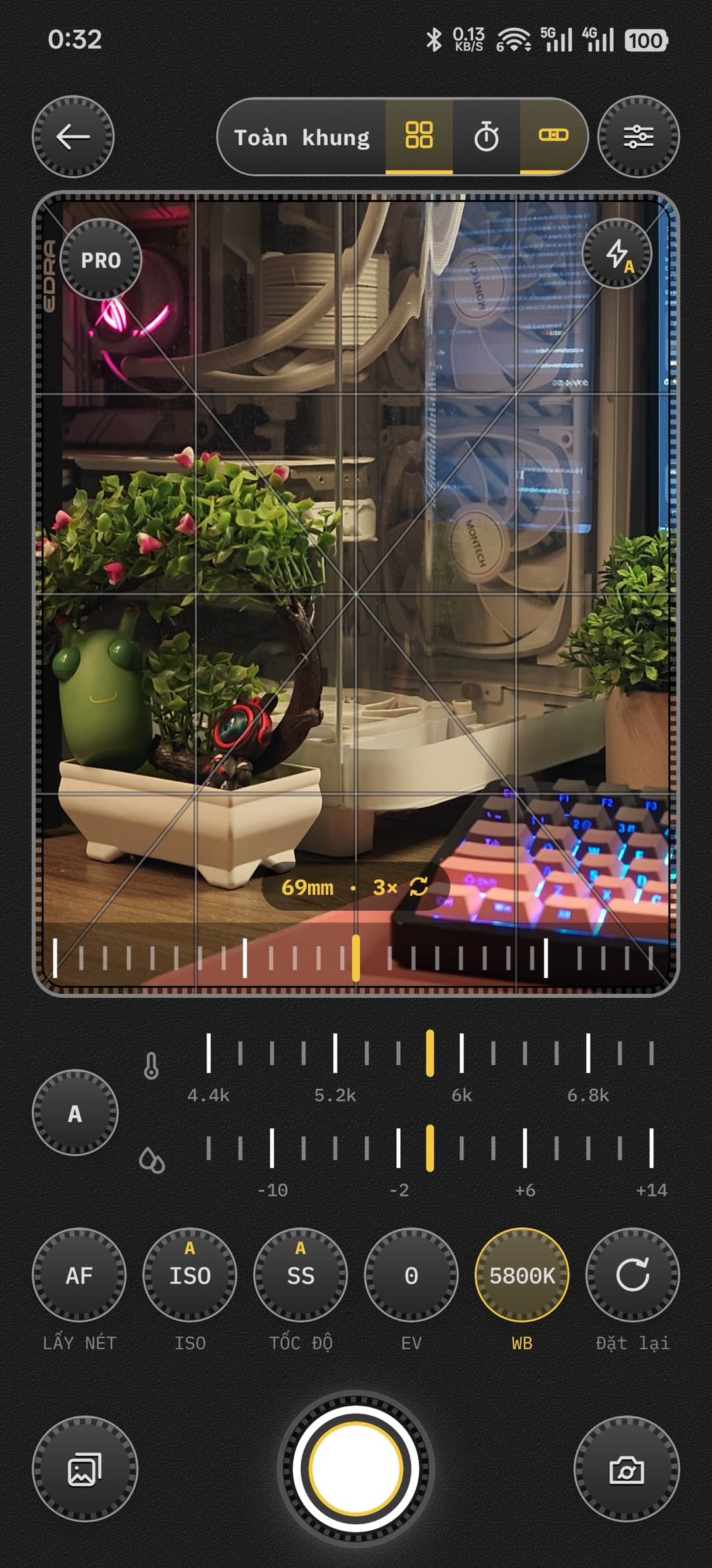 Camera Pro · cân bằng trắng trong ứng dụng TonesVibe